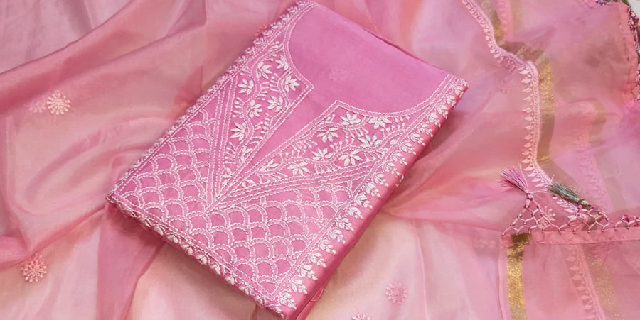 Modern Designs of Wedding Outfits | Different Avatars of Banarasi