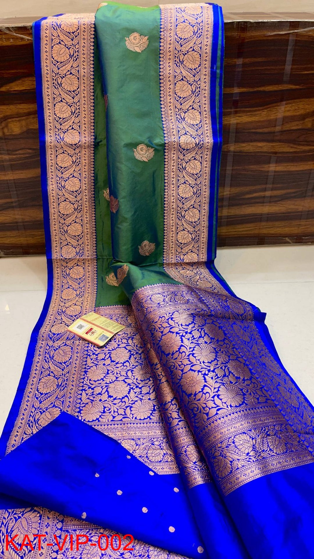 Pure Banarasi Katan Silk Saree With Antique Zari Work.
