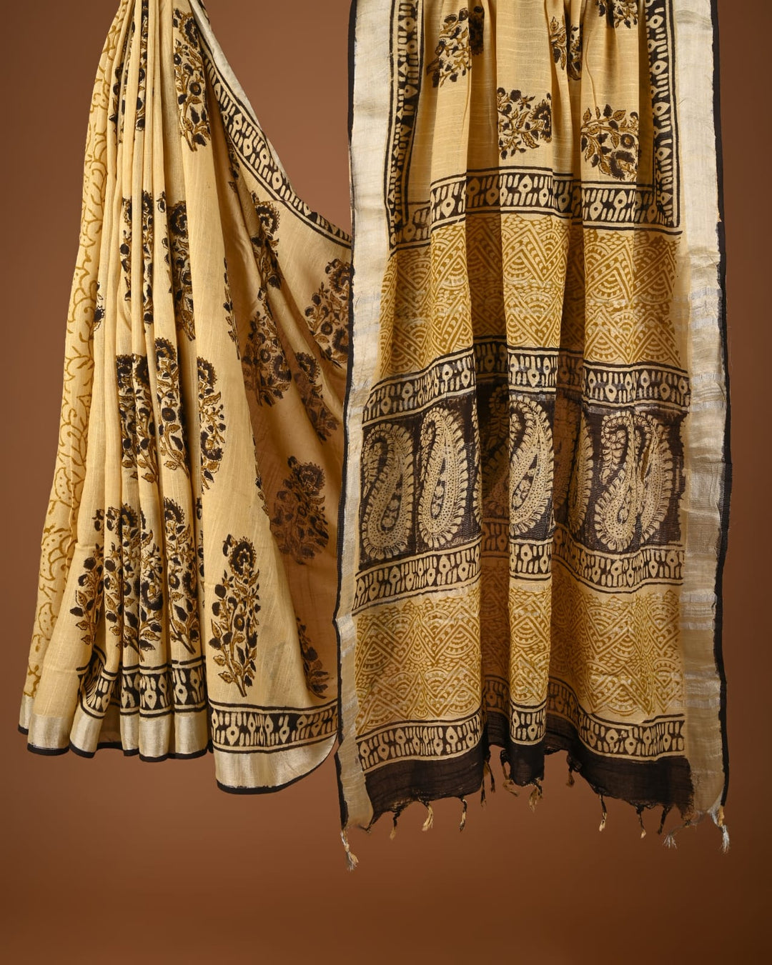 Hand Block Print Linen Saree with Blouse .