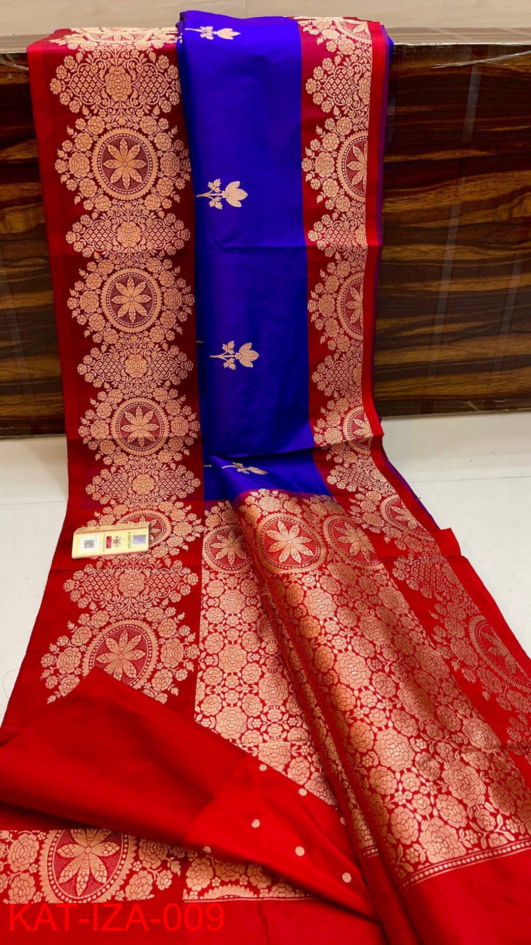 Pure Banarasi Katan Silk Saree With Antique Zari Work.