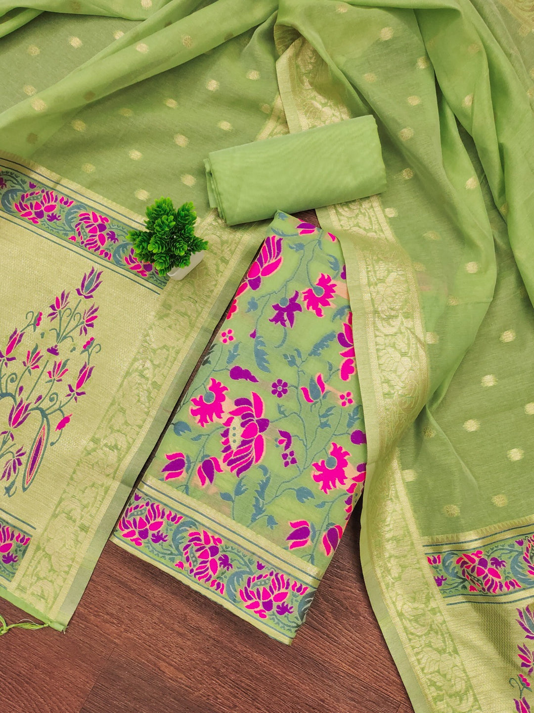 Pure Banarasi Cotton Jamdani Weaved Zari And Meenakari Work Unstitched Suit .