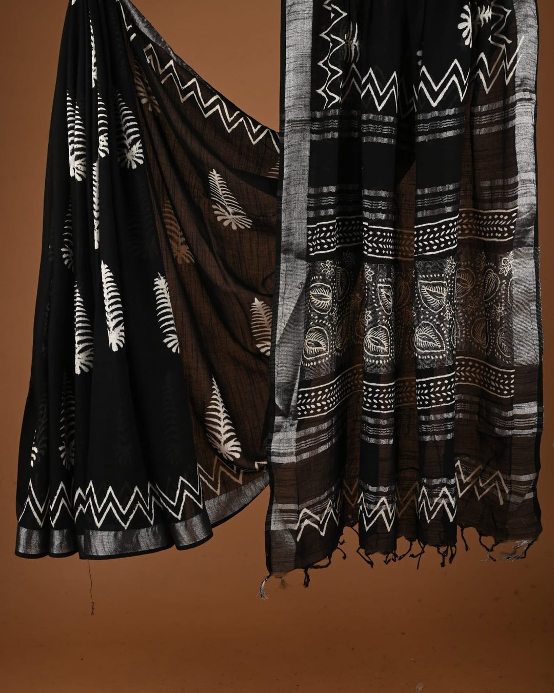 Hand Block Print Linen Saree with Blouse .