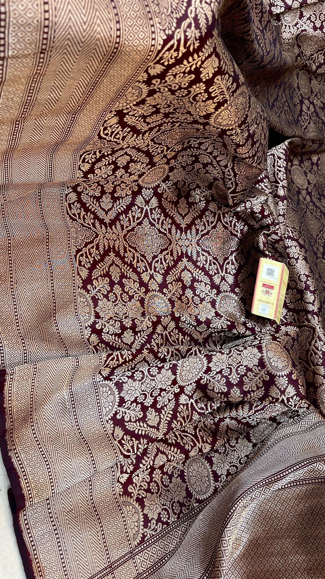 Pure Banarasi Handloom Katan Silk Saree With Beautiful Golden Zari