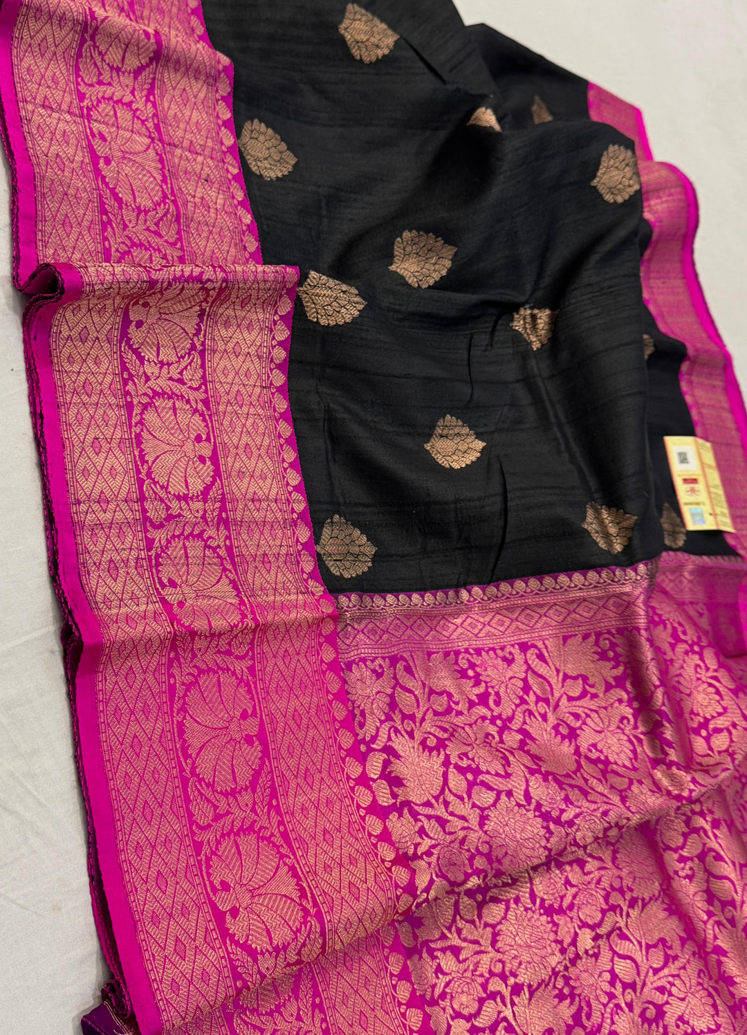 HandloomPure Banarasi Tussar Silk Saree With Kadhuwa Border Work.