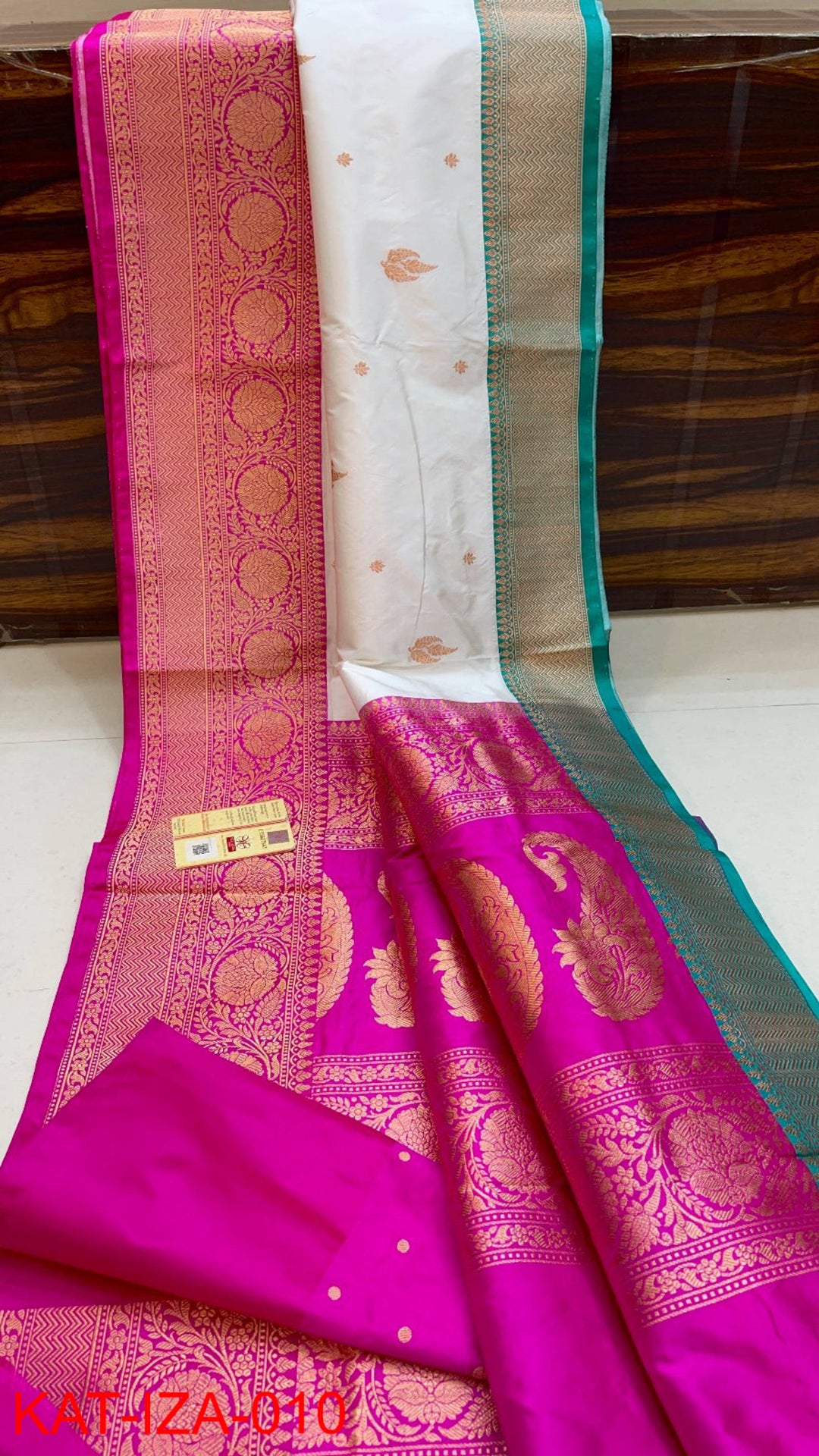 Pure Banarasi Katan Silk Saree With Antique Zari Work.