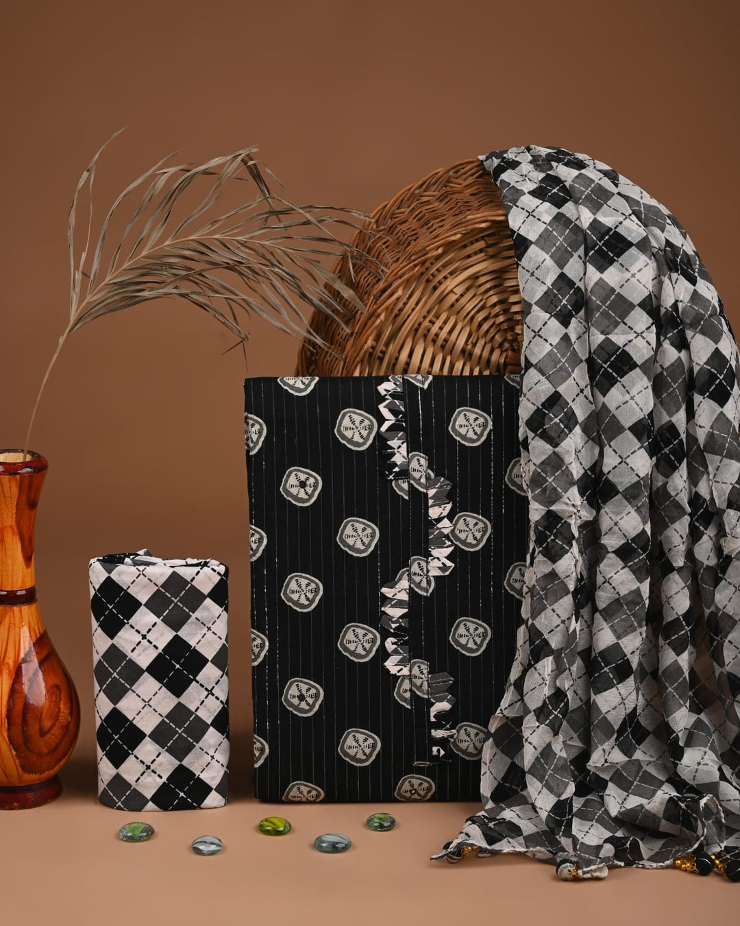 Pure Cotton Gotta patti Work unstitched Suit With Chiffon Dupatta.