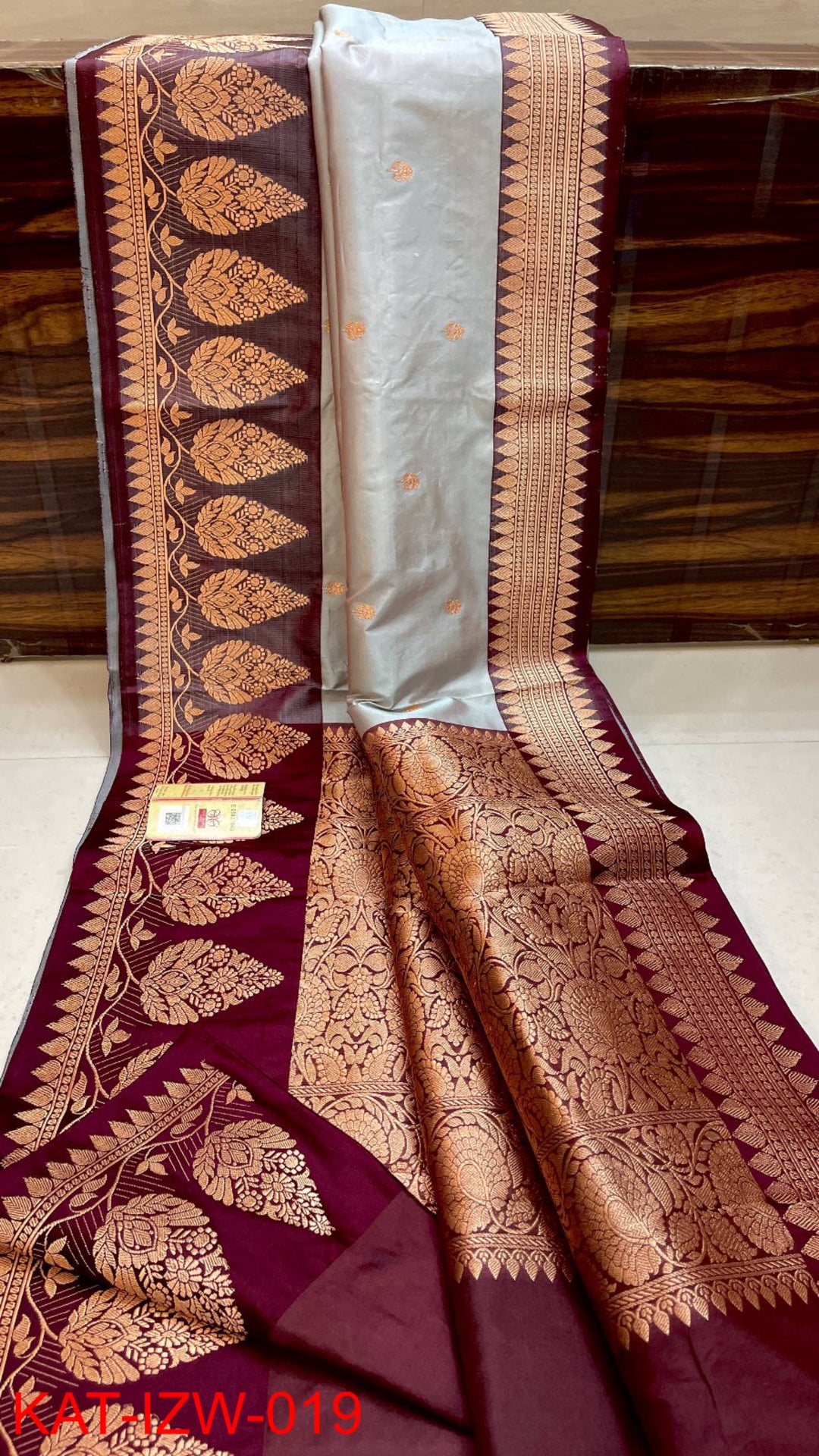 Pure Banarasi Katan Silk Saree With Antique Zari Work.