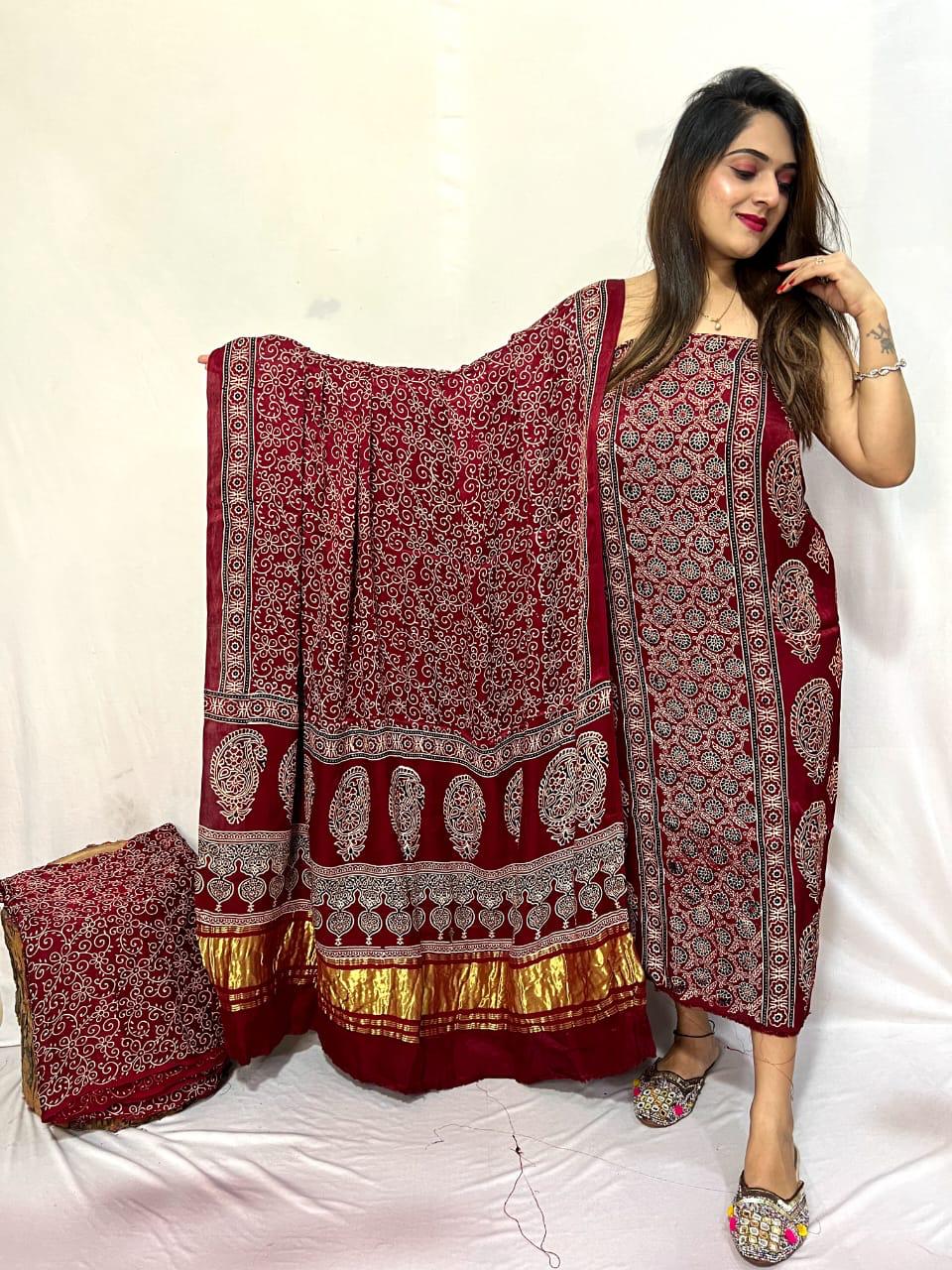 Pure Modal Silk Zari Pallu Weaved 3pc Unstitched Suit .