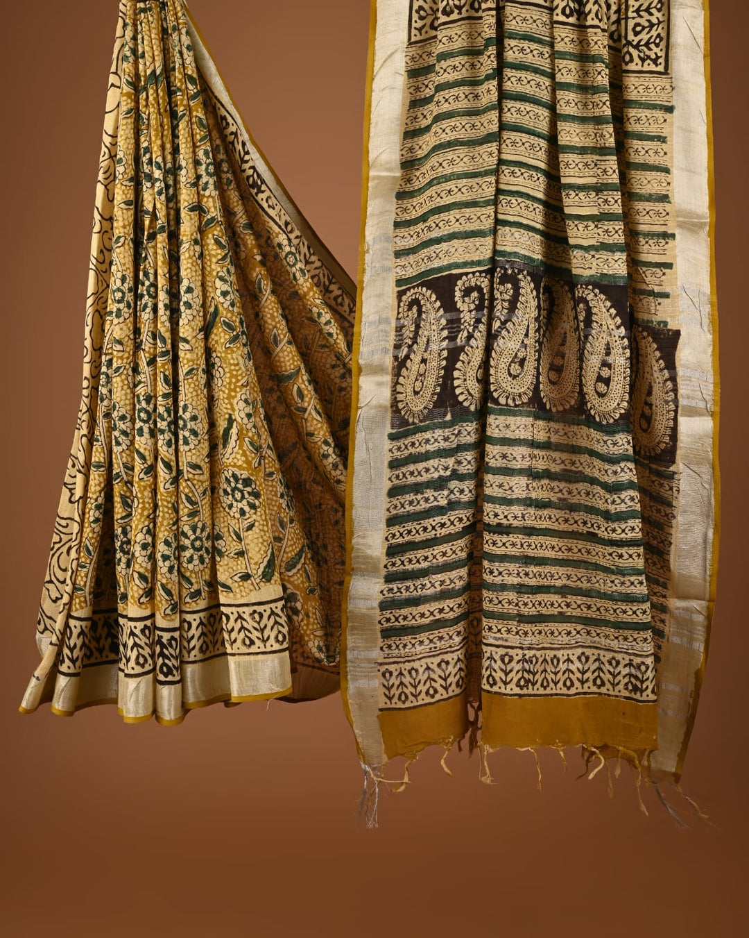 Hand Block Print Linen Saree with Blouse .