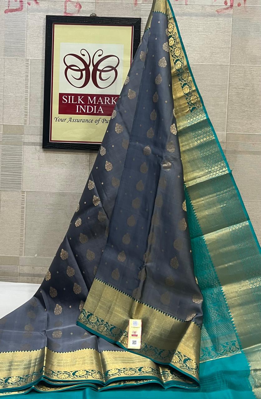 Kanchipuram Pure Handloom Soft Silk Saree.