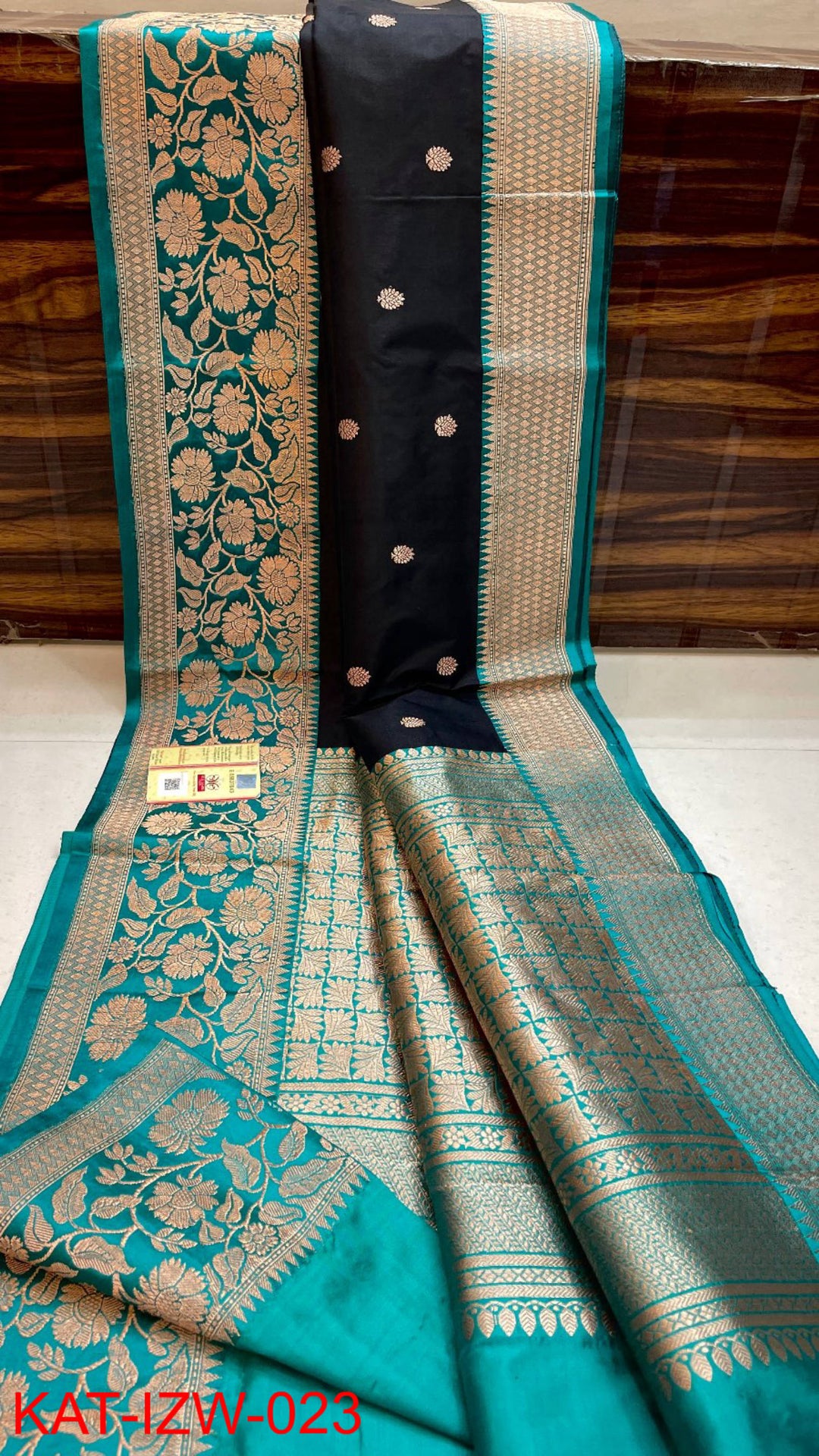 Pure Banarasi Katan Silk Saree With Antique Zari Work.