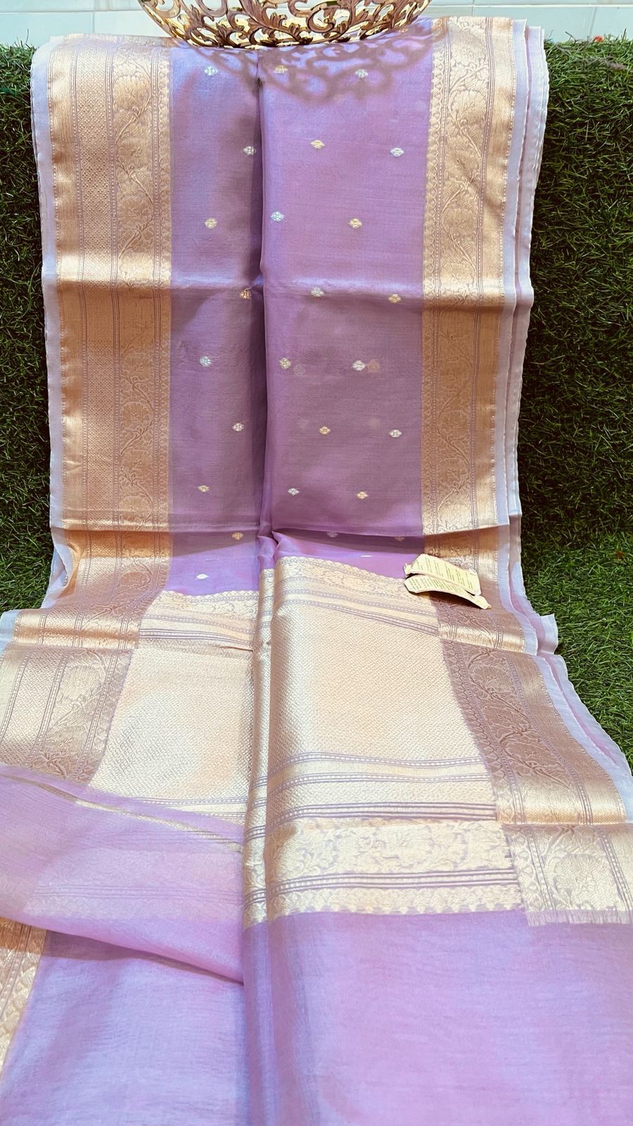 Pure Kora Organza Silk Hanloom Zari Work Saree.