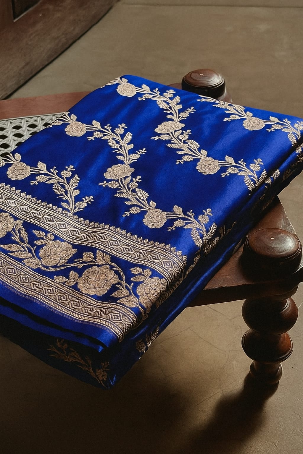 Pure Banarasi Mashru Silk Saree With Zari Work.