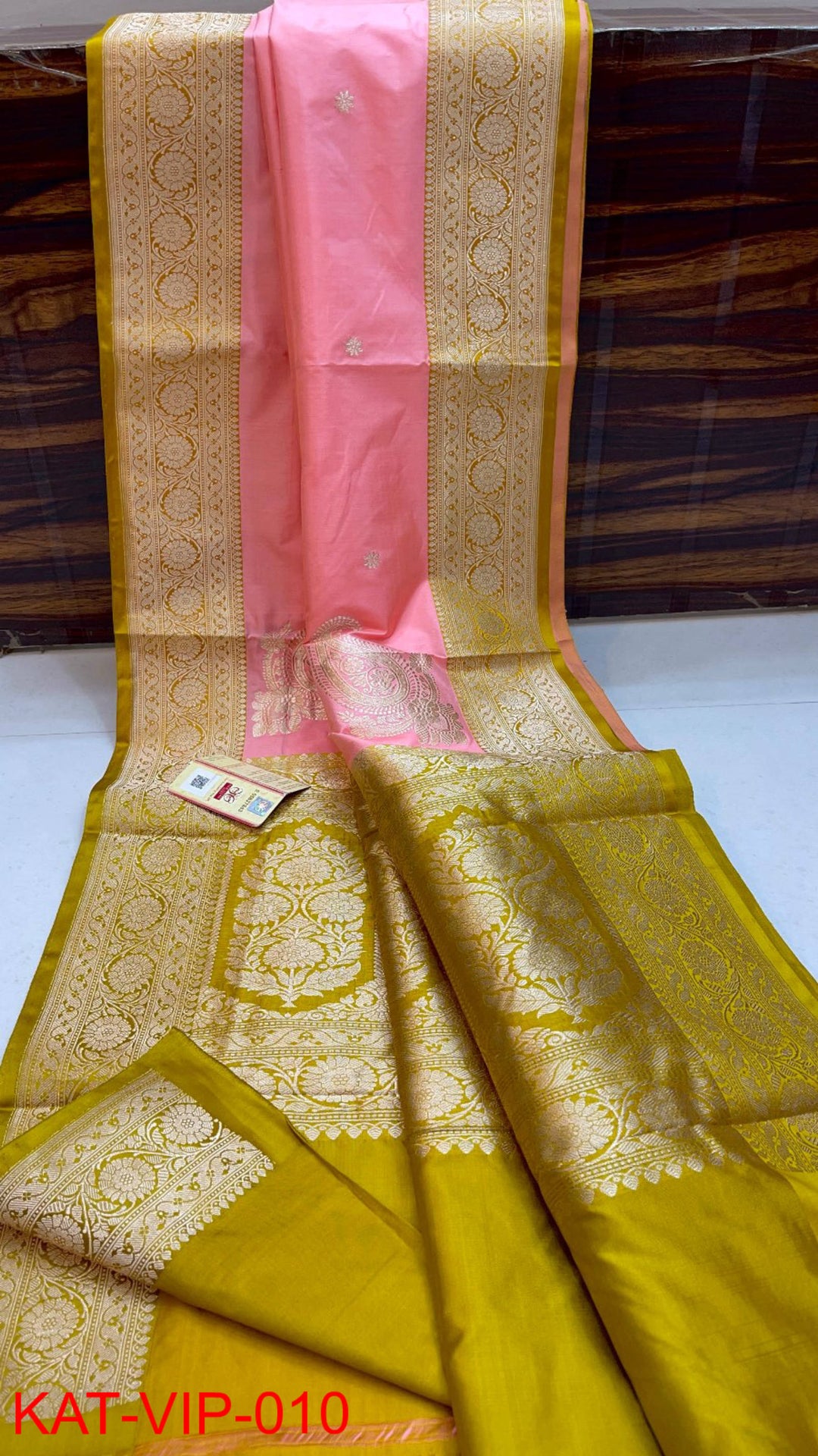 Pure Banarasi Katan Silk Saree With Antique Zari Work.