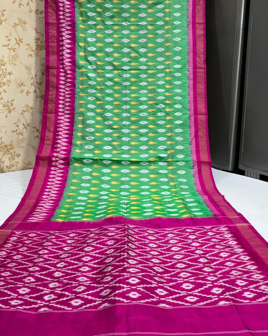 Pure Pochampally Ikkat Silk Saree With Blouse Pthani Pattern Border.