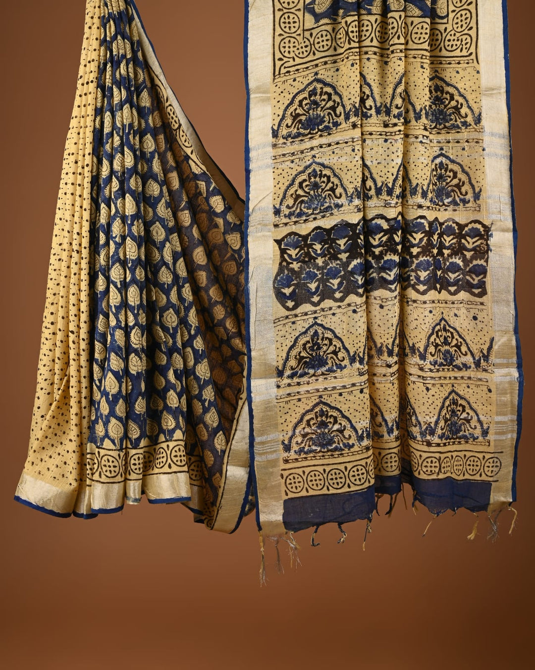 Hand Block Print Linen Saree with Blouse .