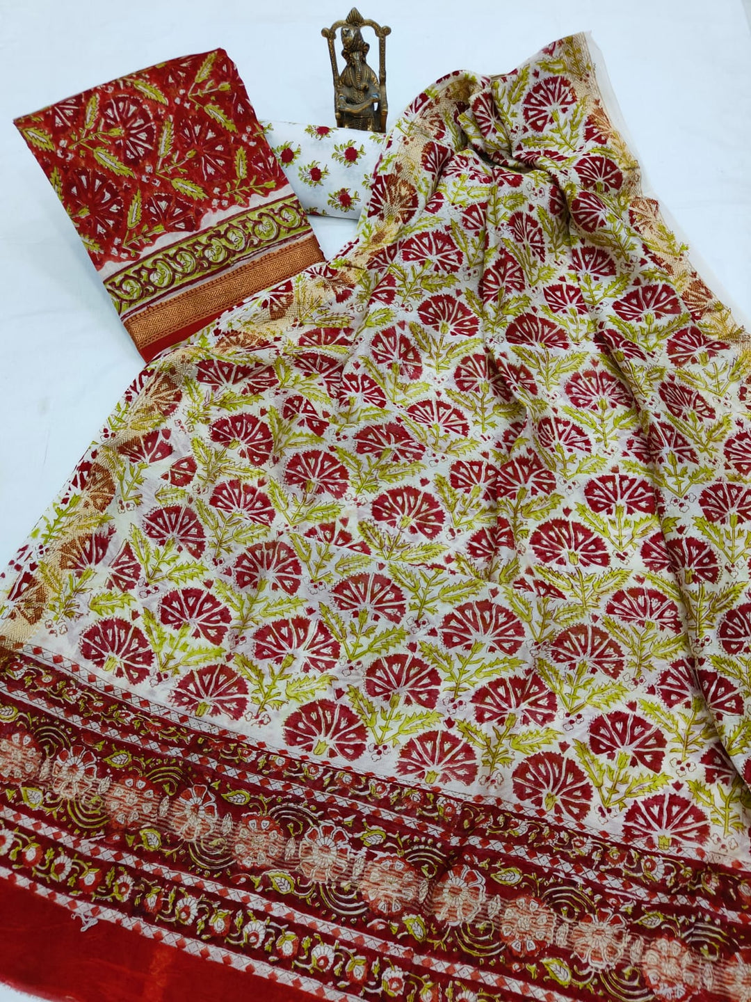 Pure Maheshwari Silk Hand block print Unstitched Suit.