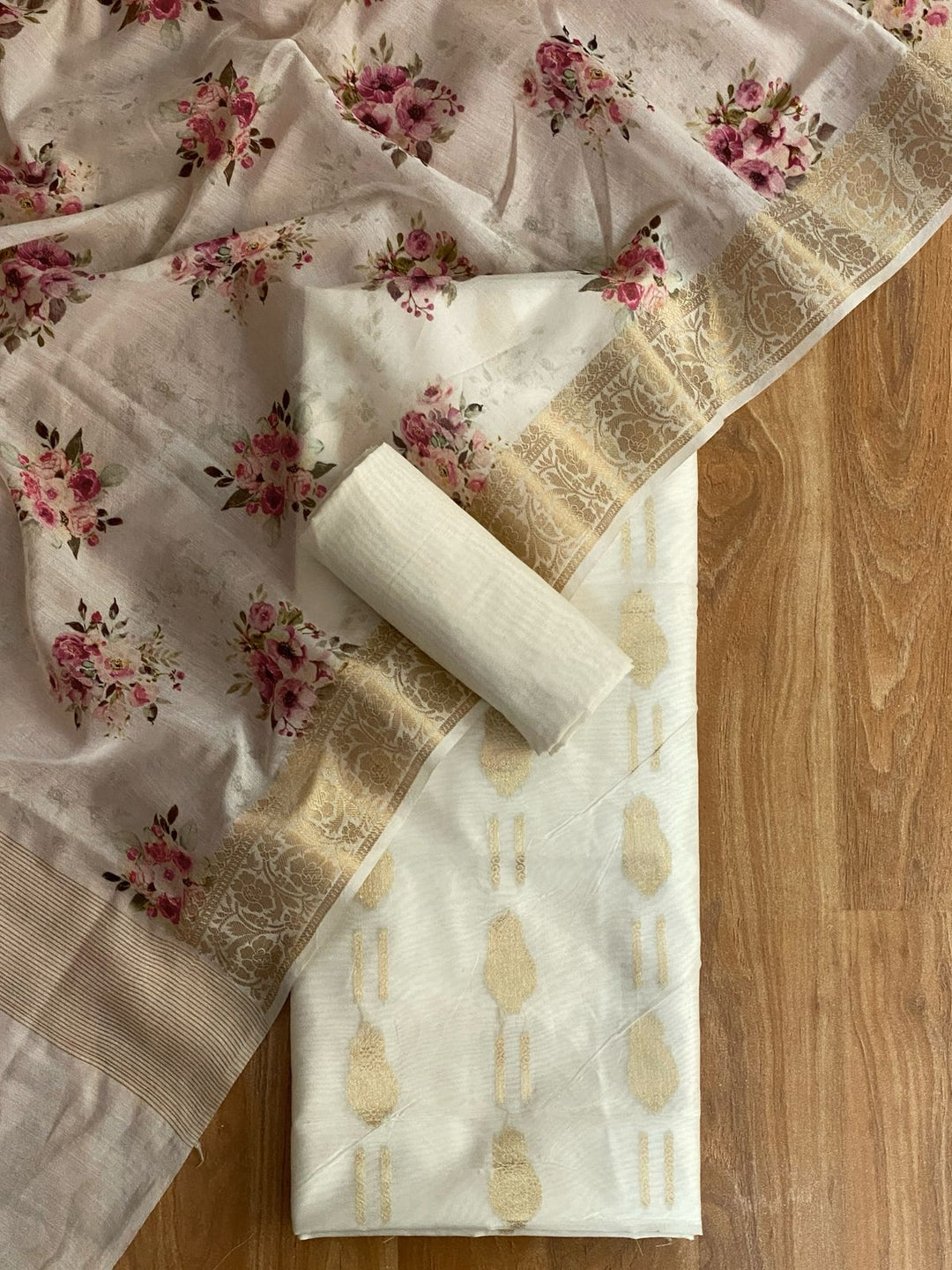 Pure Banarasi Chanderi Silk zari Weaved Unstitcehd Suit With Chanderi Silk Flower Print Dupatta.