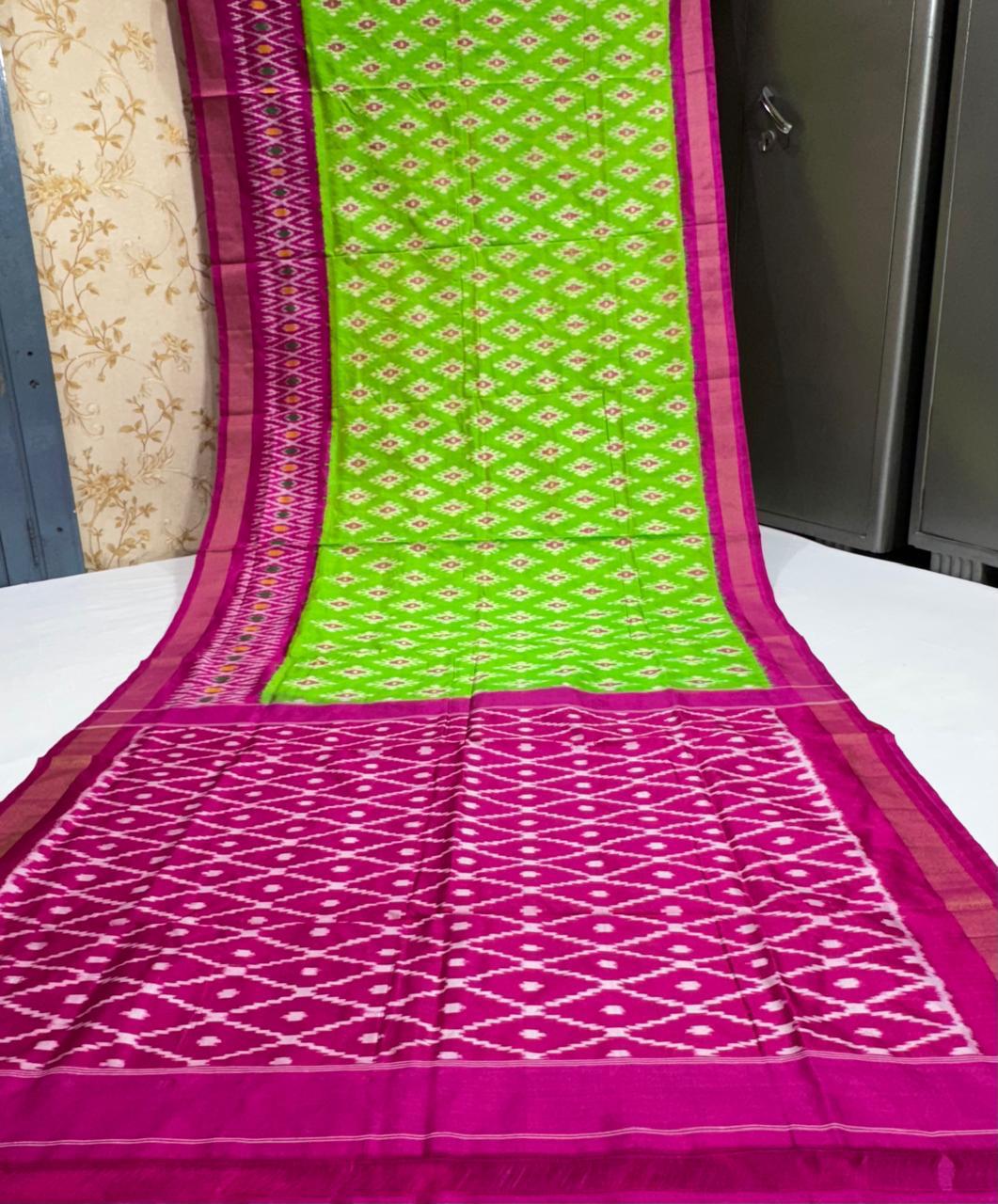 Pure Pochampally Ikkat Silk Saree With Blouse Pthani Pattern Border.