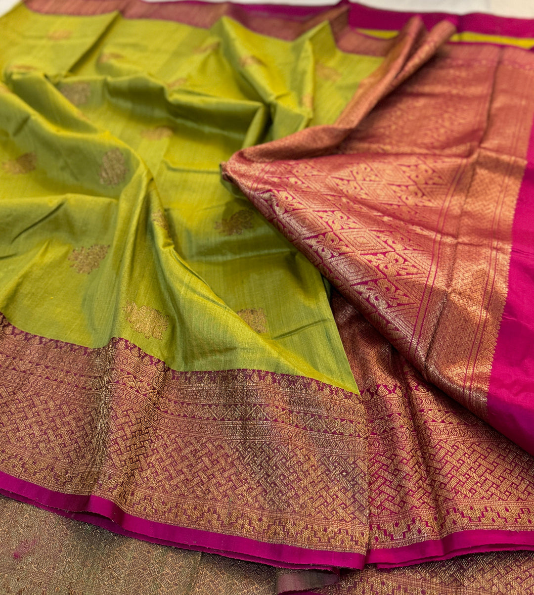 HandloomPure Banarasi Tussar Silk Saree With Kadhuwa Border Work.