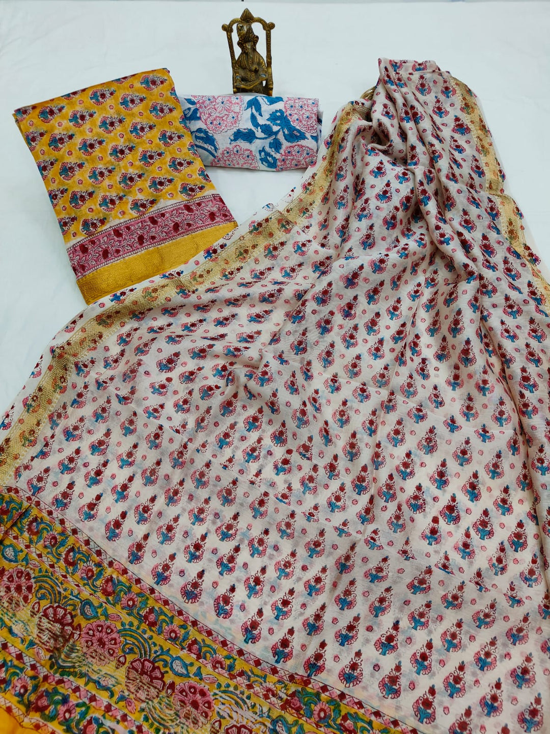 Pure Maheshwari Silk Hand block print Unstitched Suit.