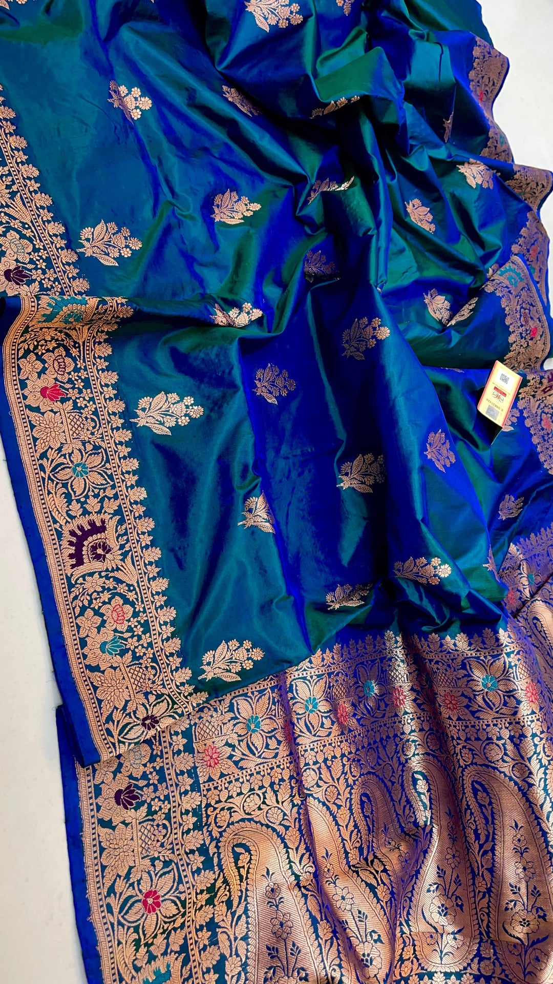 Pure Banarasi Katan Silk Meenakari Saree With Antique Zari Work.