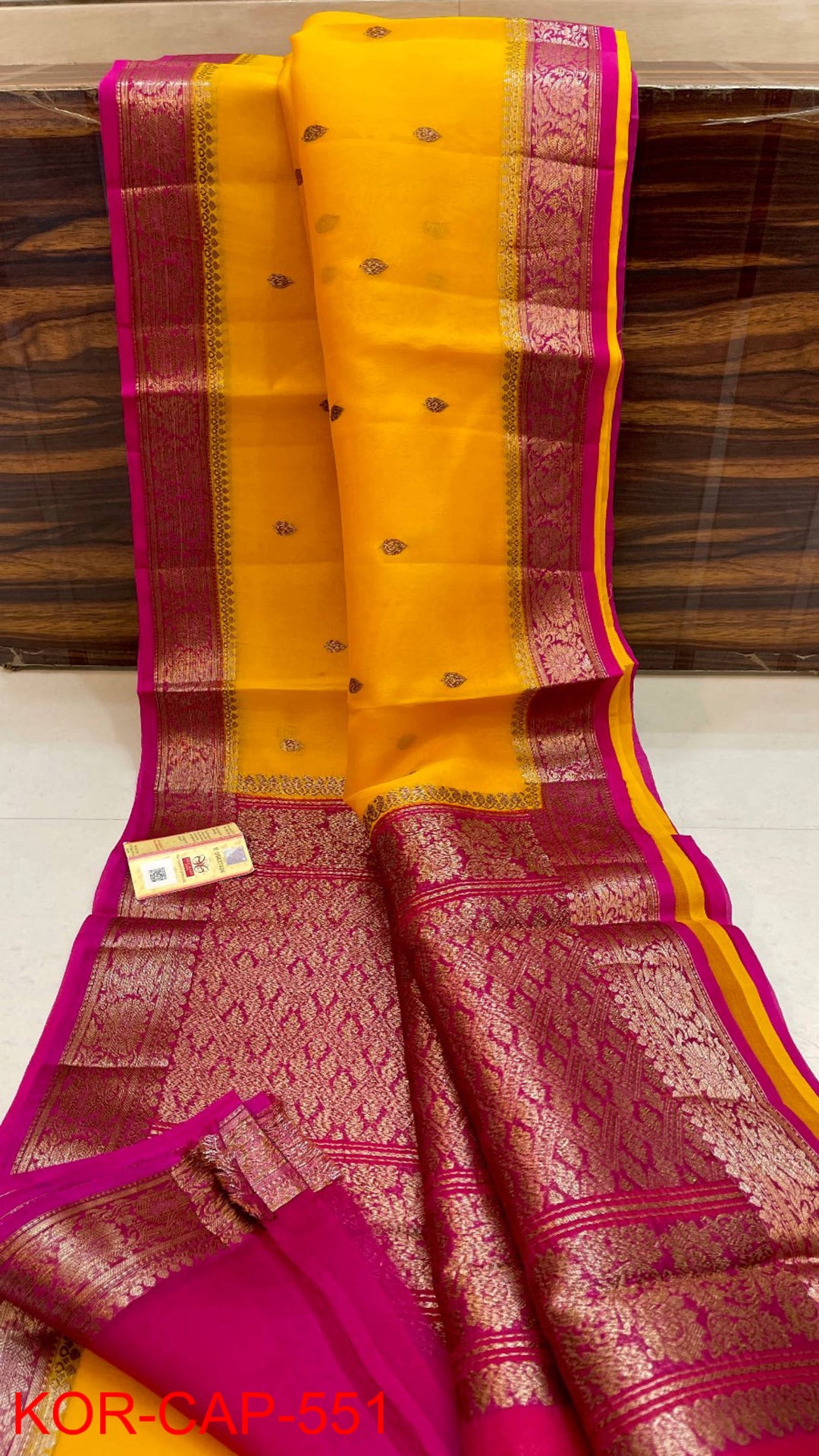 Pure Banarasi Kora Organza Silk Handwoven Zari Work Saree With Silk Mark Certificate ( Length- 6.3 Meter