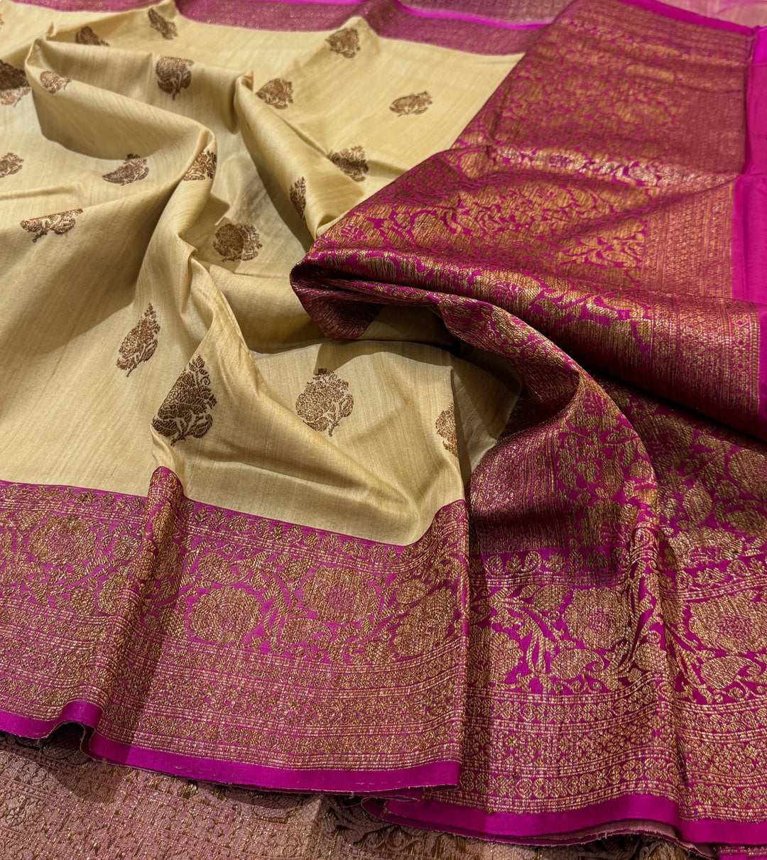 HandloomPure Banarasi Tussar Silk Saree With Kadhuwa Border Work.