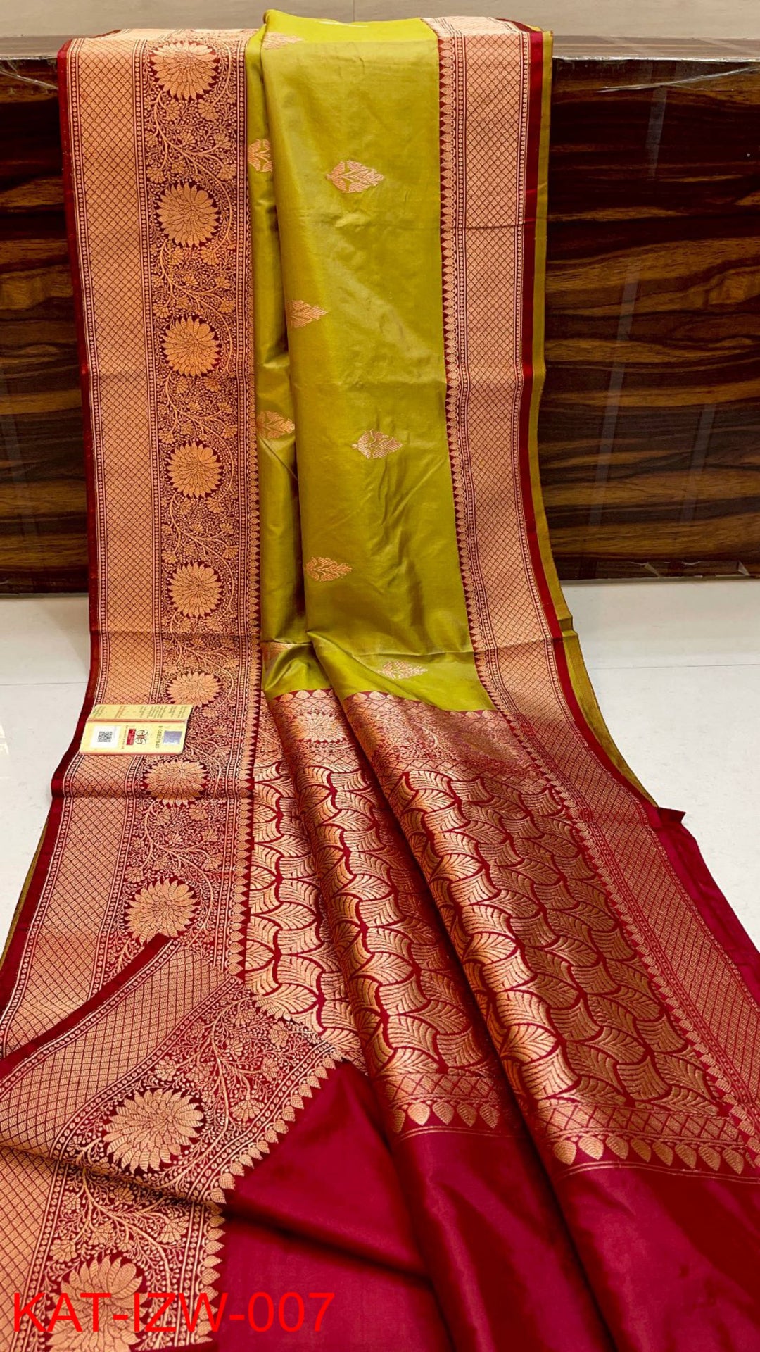 Pure Banarasi Katan Silk Saree With Antique Zari Work.