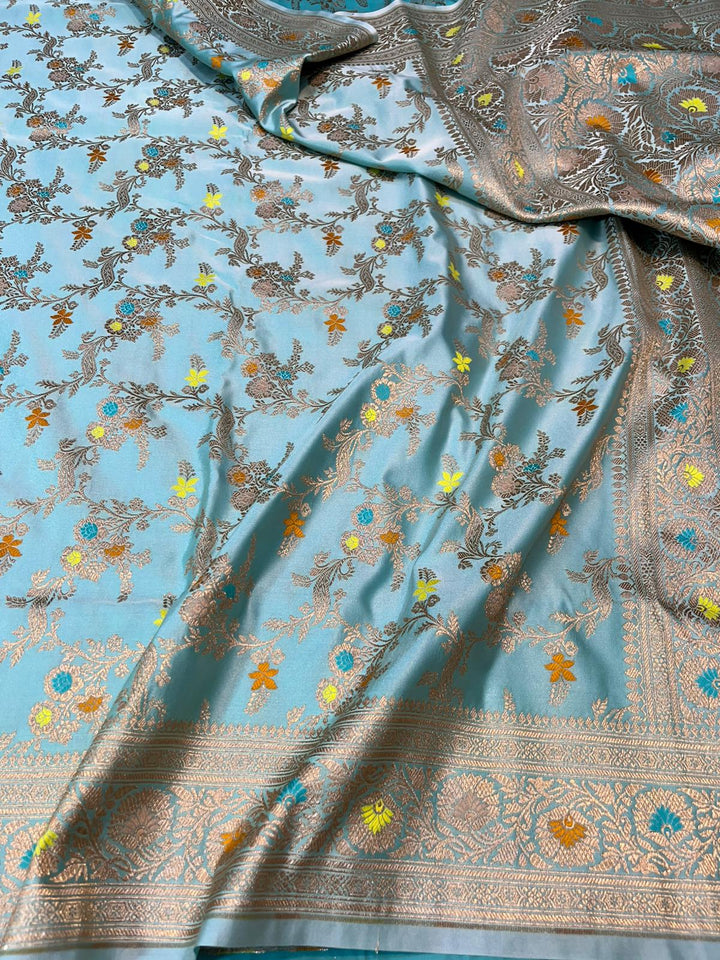 Pure Banarasi Mashru Silk Saree With Tilfi Weaved Work.