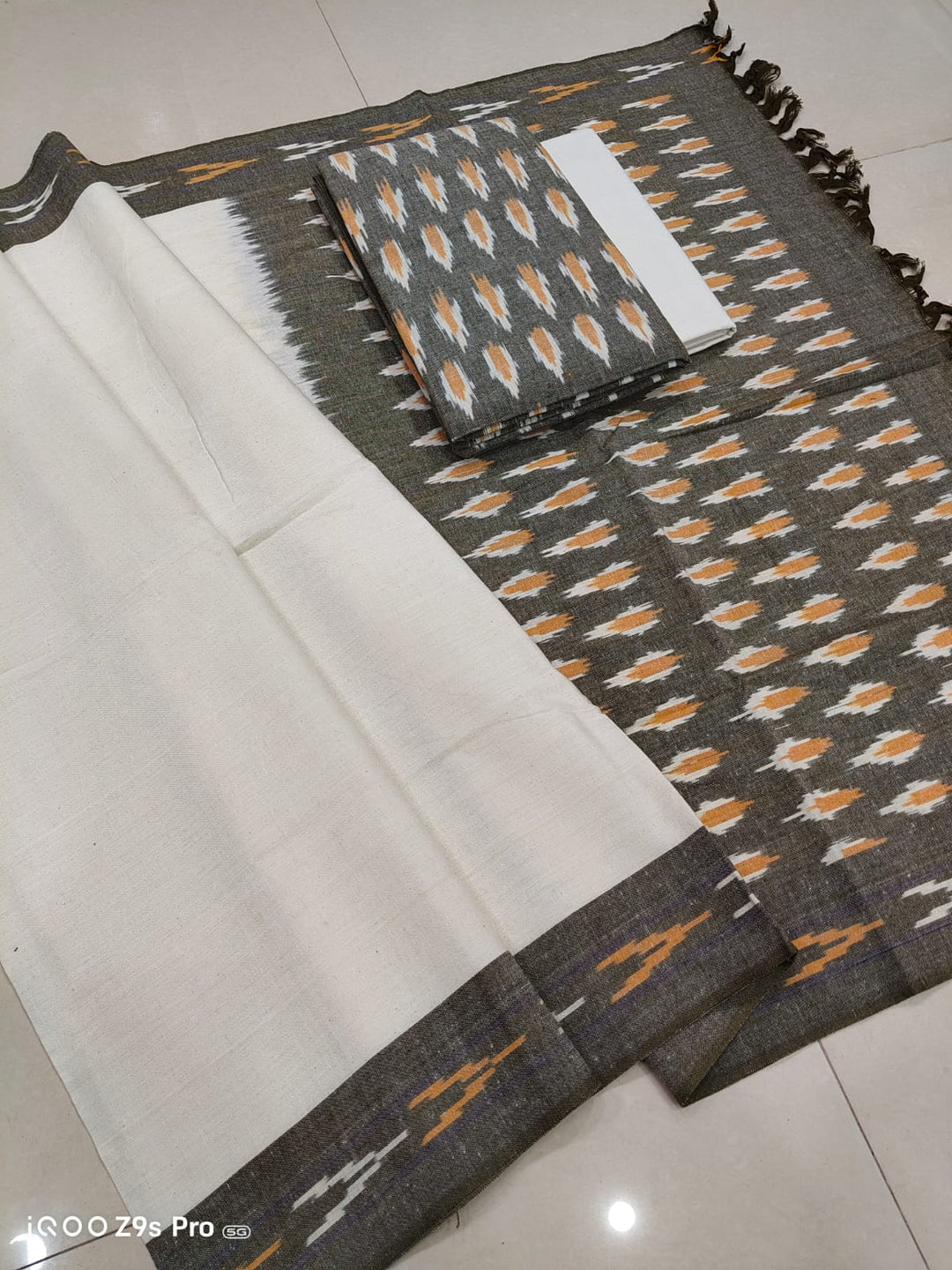 Pure Cotton Ikkat Unstitched Suit.