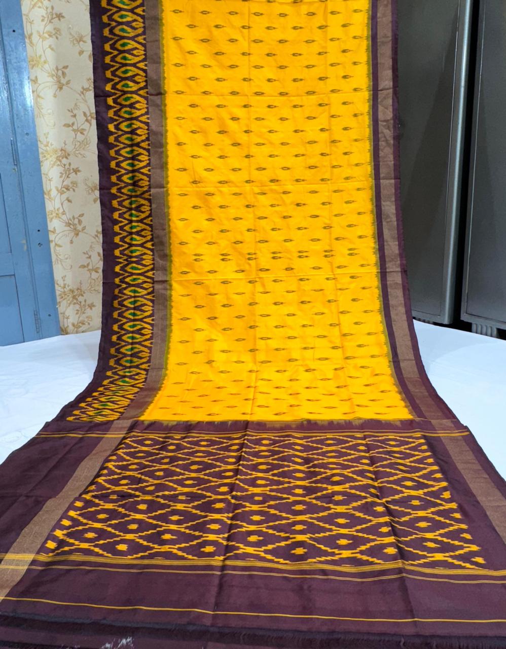 Pure Pochampally Ikkat Silk Saree With Blouse Pthani Pattern Border.