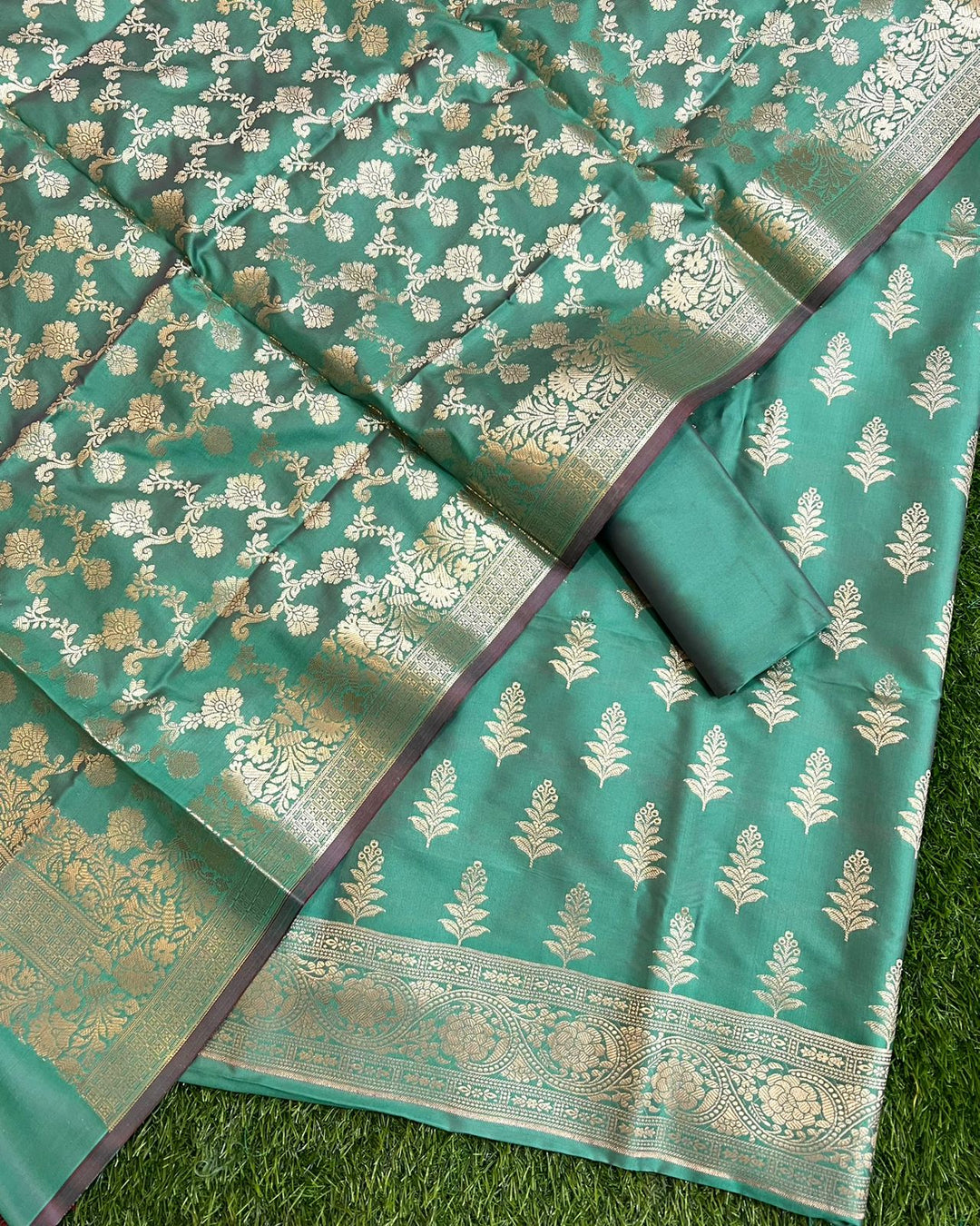 Exclusive Banarasi Silk 3 pc Unstitched suit .