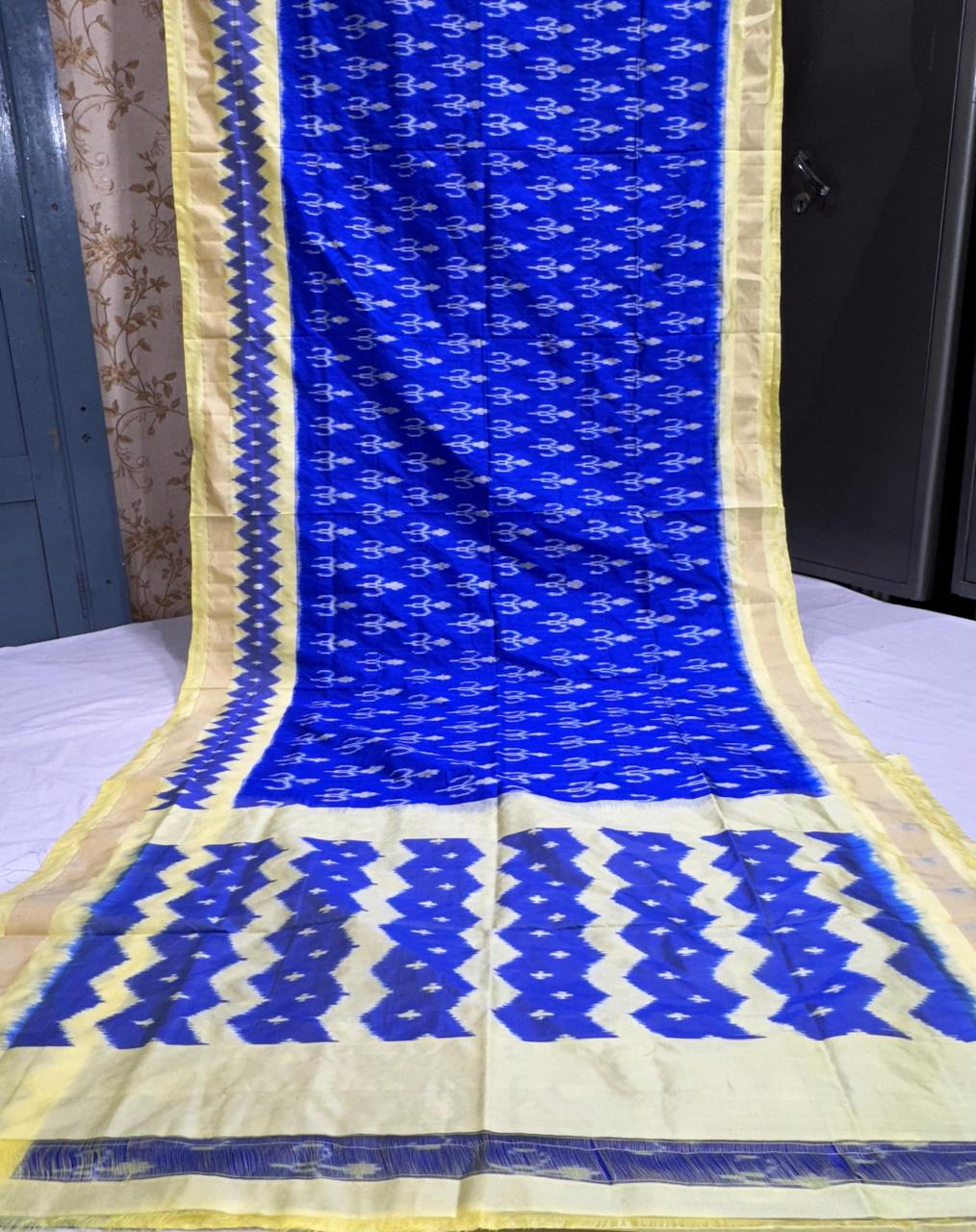 Pure Pochampally Ikkat Silk Saree With Blouse Pthani Pattern Border.