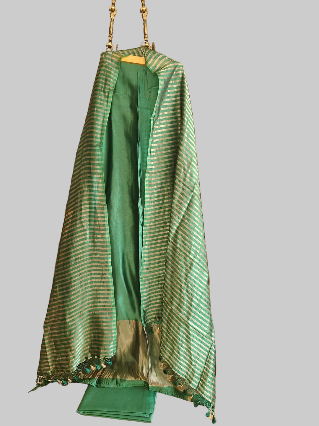 Pure Silk By Linen 3PC Jamdani Unstitched Suit with Zari Pallu