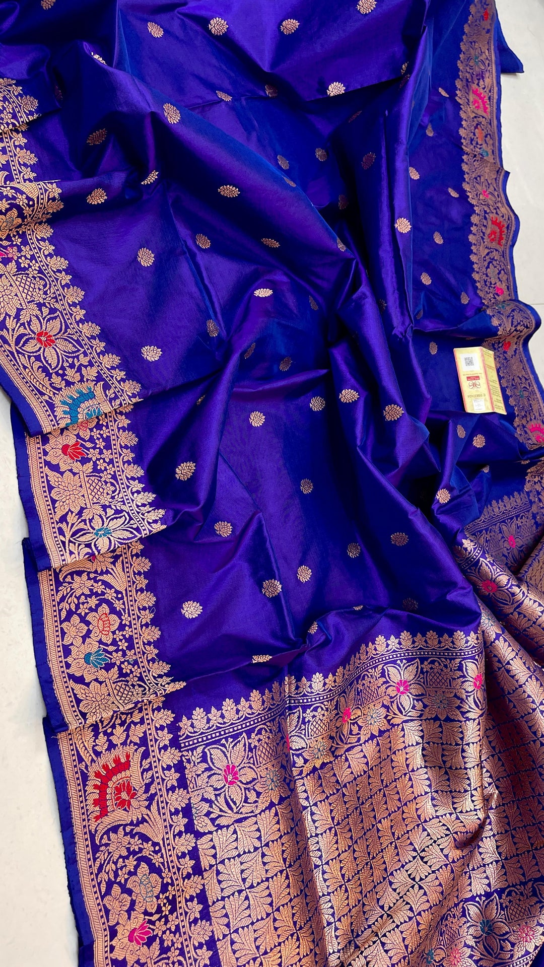 Pure Banarasi Katan Silk Meenakari Saree With Antique Zari Work.