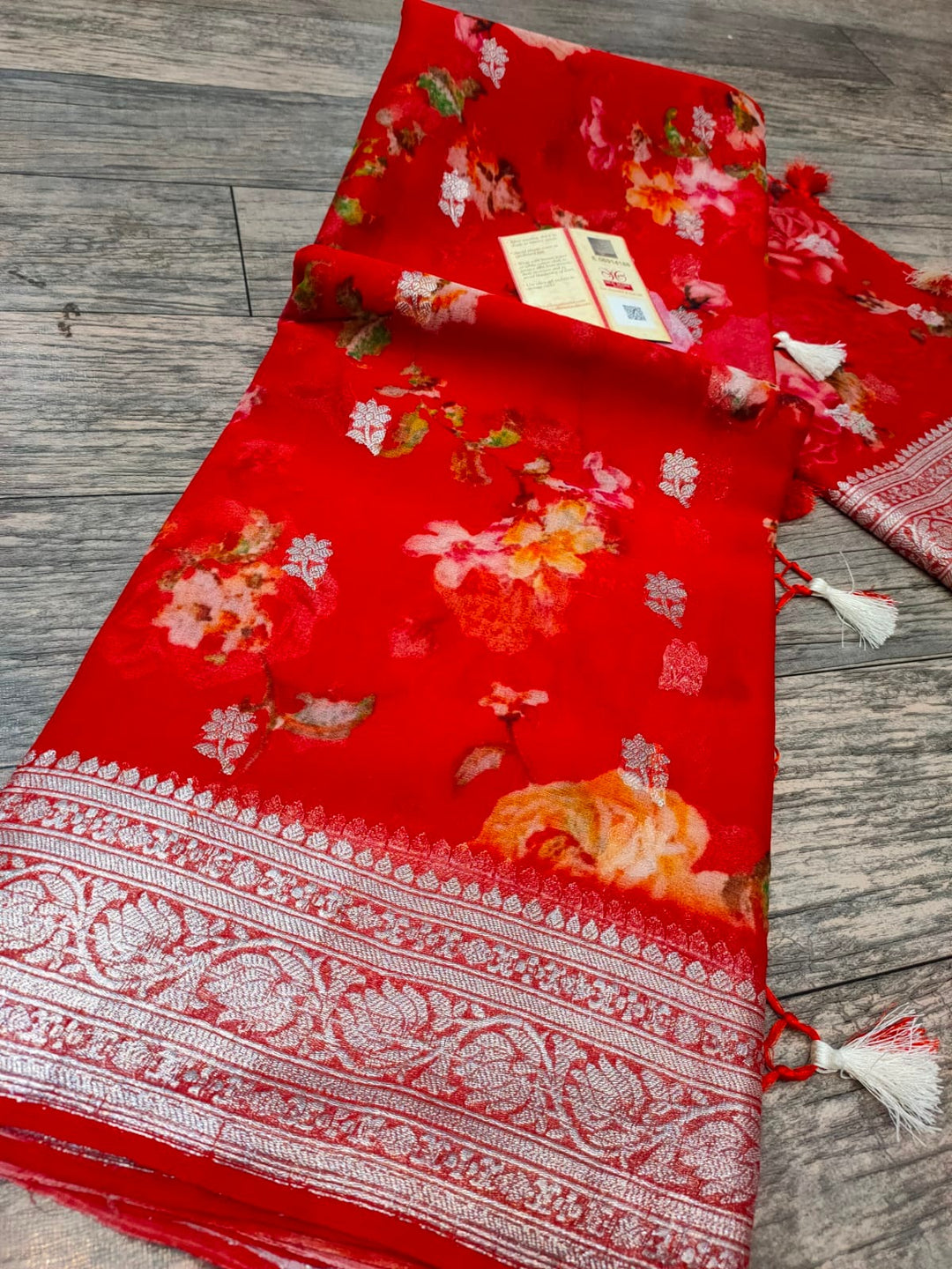 Pure Khaddi Georgette Digital Print Saree With Silk Mark Certificate ( length- 6.3 meter )