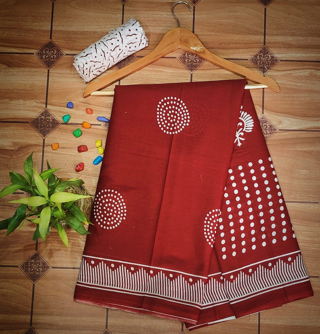 Pure Mul cotton Hand Block Priny saree with Blouse.
