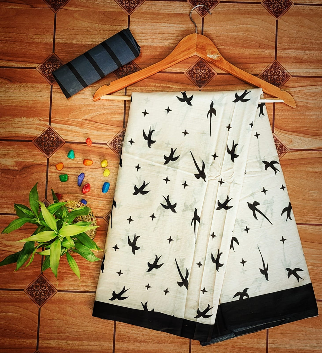 Pure Mul cotton Hand Block Priny saree with Blouse.