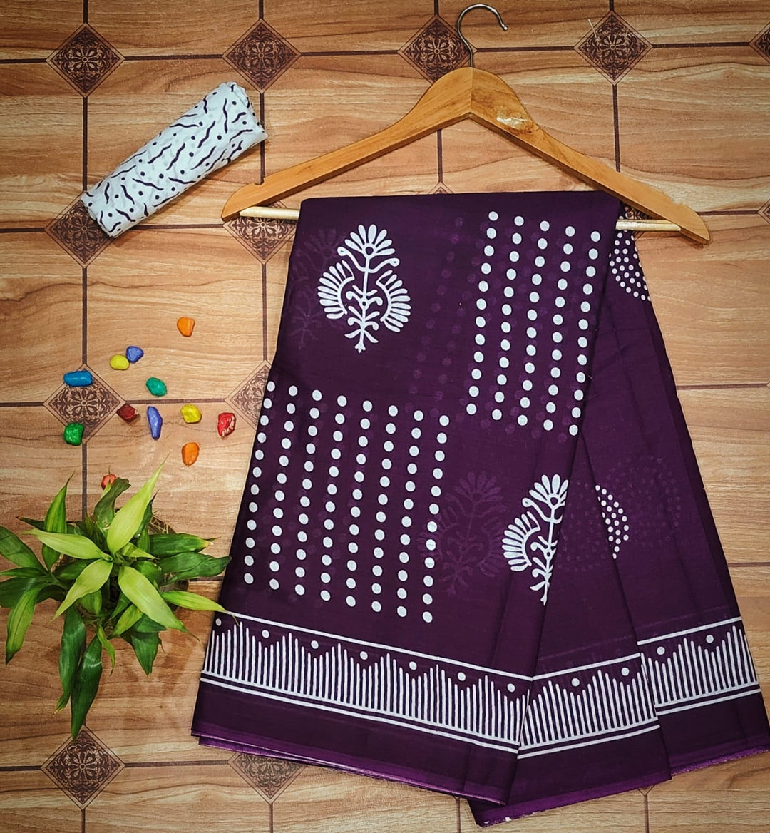 Pure Mul cotton Hand Block Priny saree with Blouse.