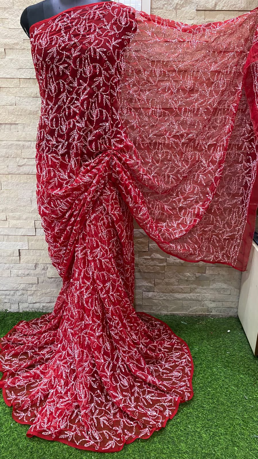 Pure Georgette Chikankari Tepchi Jaal Work Saree.