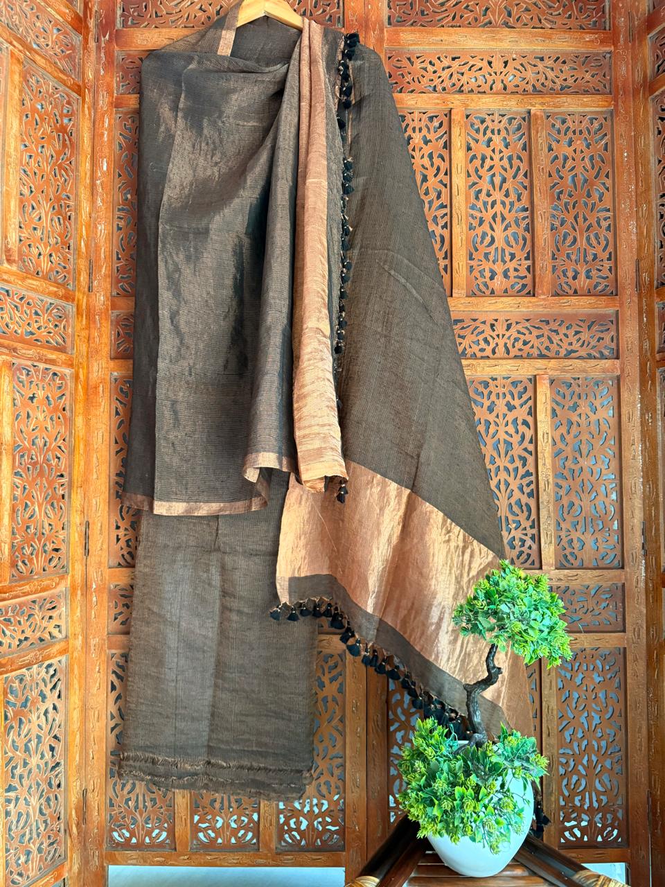 Pure Silk By Linen 2PC Jamdani Unstitched Suit with Tissue Zari Palla