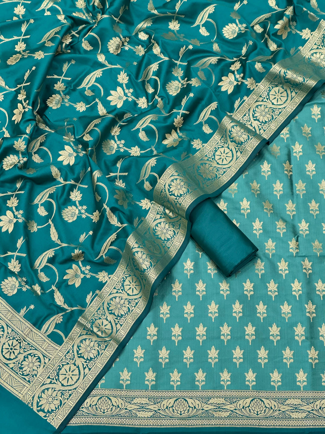 Pure Banarasi Silk Double Zari Weaved Unstitched Suit