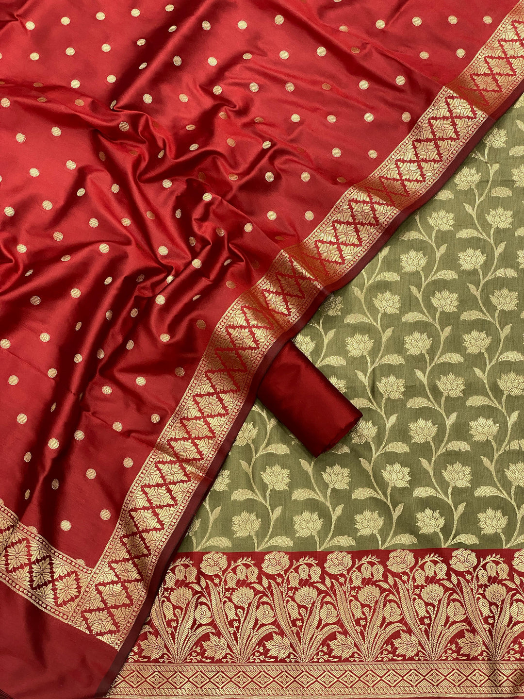 Pure Banarasi Silk Double Zari Weaved Unstitched Suit