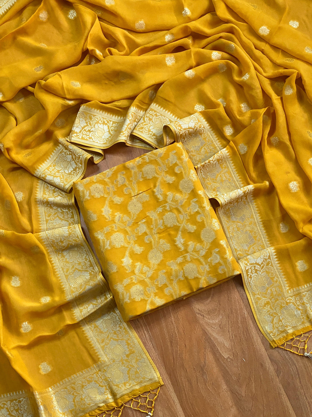 Pure Banarasi Crepe Georgette Unstitched Suit with All over Weaving