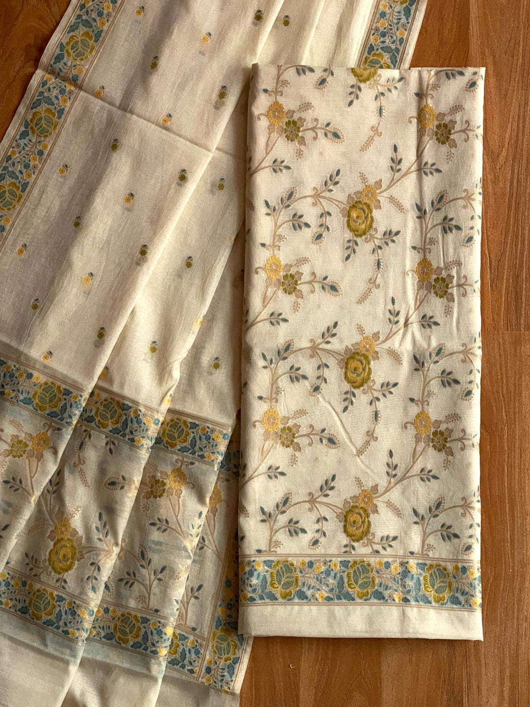 Pure Banarasi Mul Chanderi Tilfi Weaved Unstitched Suit