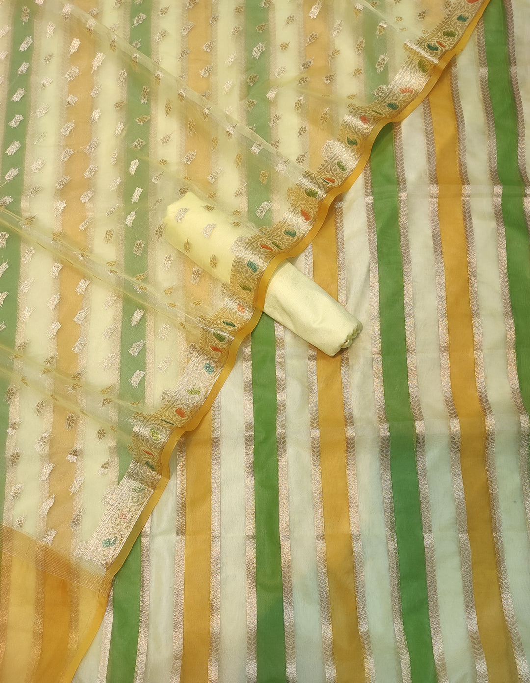Banarasi Organza Silk 3 Pc Unstitched Suit
