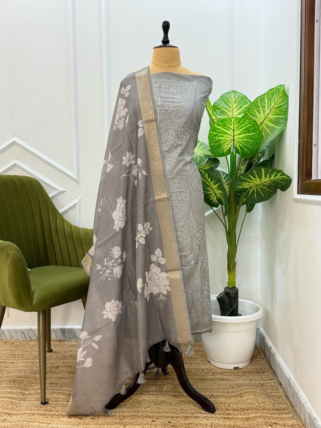 Banarasi Chanderi Silk 3 Pc Unstitched Suit