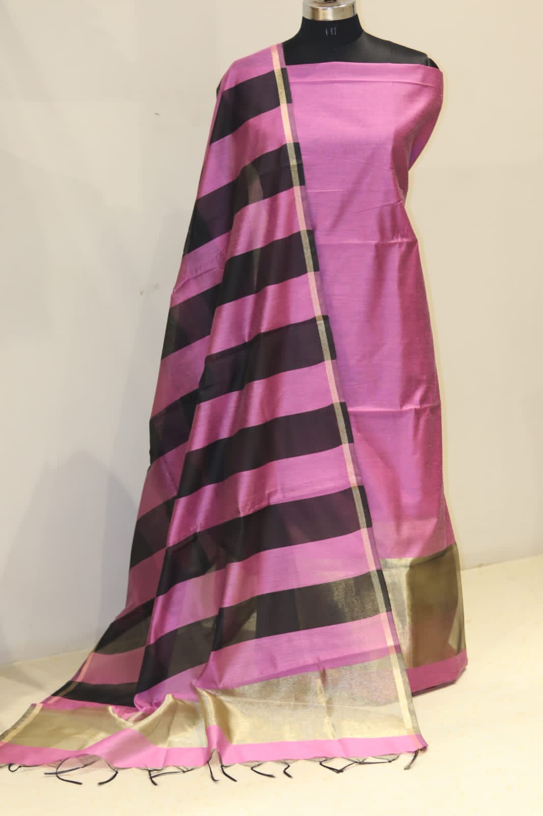 Banarasi Cotton Silk 3 Pc Unstitched Suit