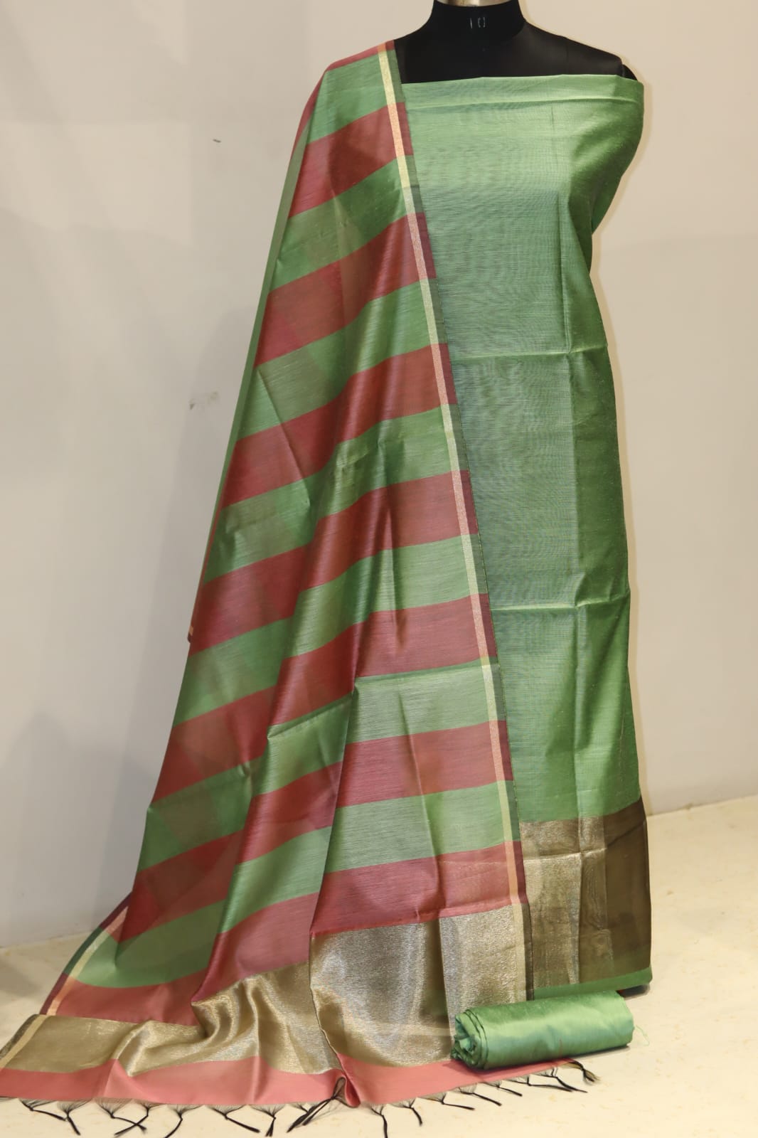 Banarasi Cotton Silk 3 Pc Unstitched Suit